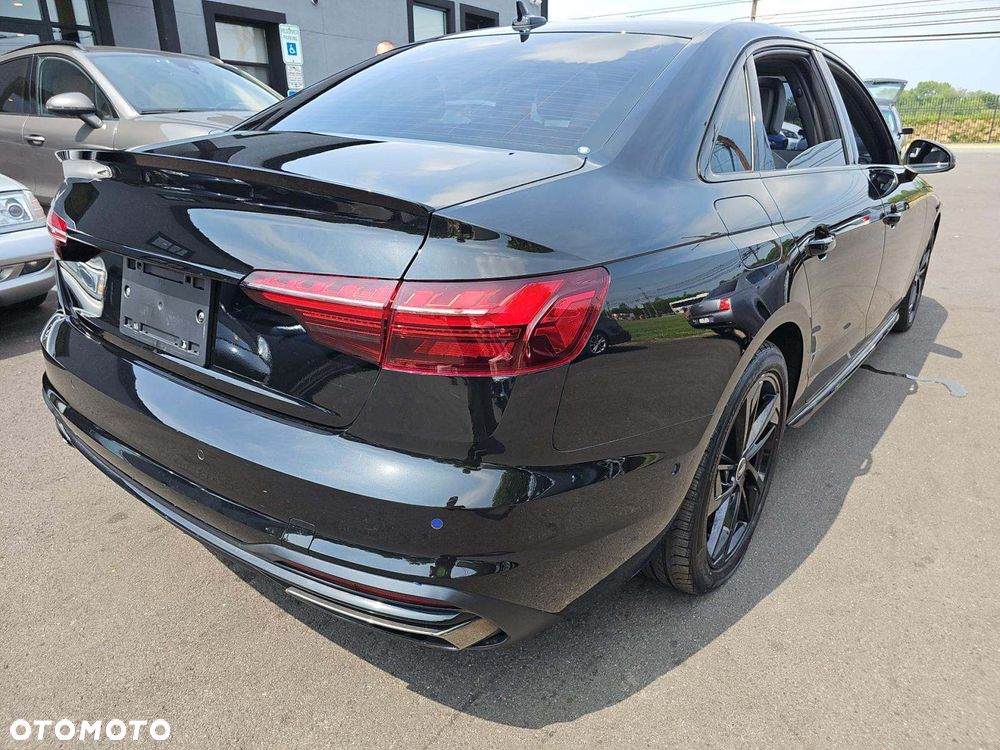Audi A4 Limousine 45 TFSI quattro S tronic S line - 4