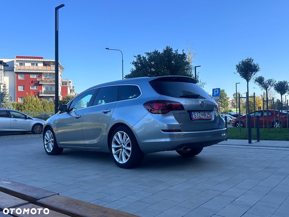 Opel Astra 2.0 CDTI DPF Sports Tourer - 6