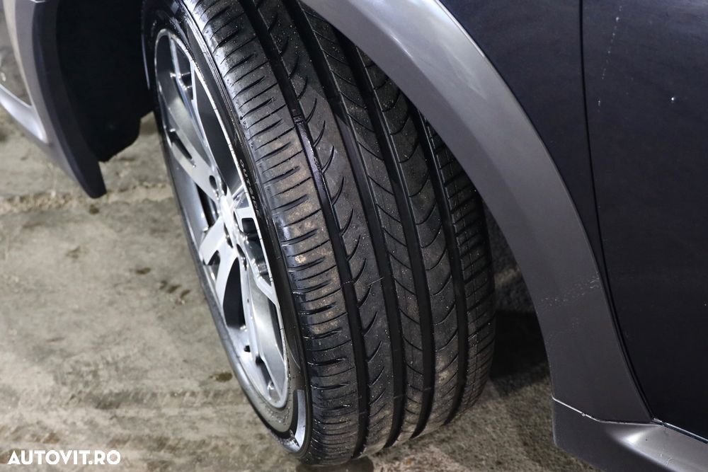 Peugeot 508 RXH Hybrid4 - 34