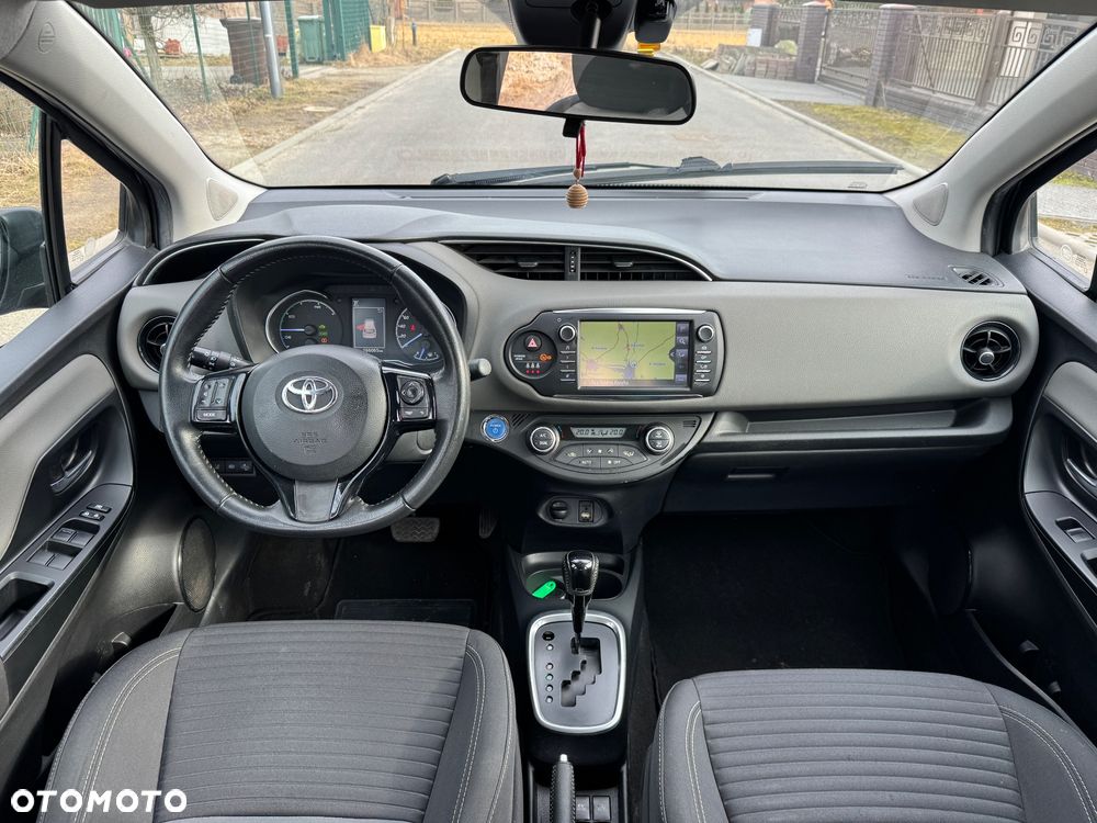 Toyota Yaris 1.5 VVT-i Comfort mit Design Paket - 10