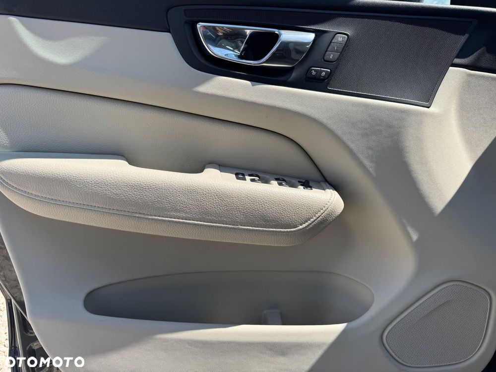 Volvo XC 60 D4 AWD Geartronic Inscription - 18