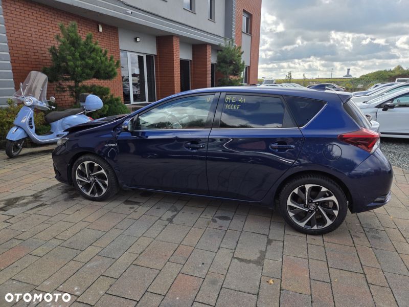 Toyota Auris 1.8 HSD Luna - 6