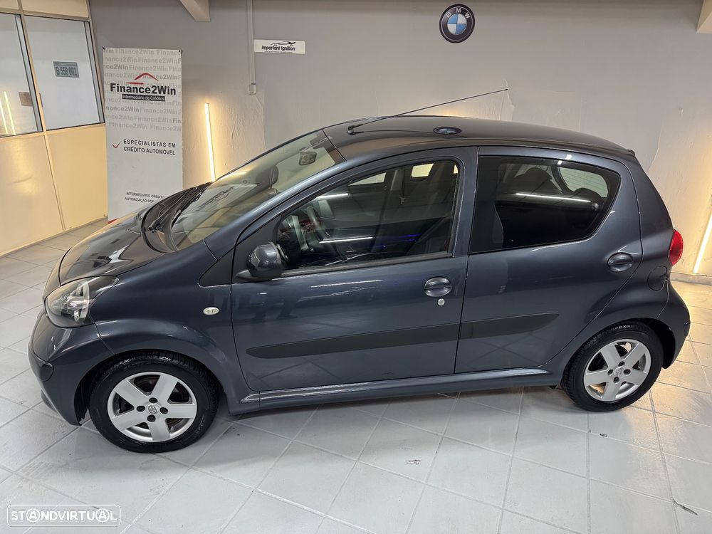 Toyota Aygo 1.0 + AC+VSC - 2