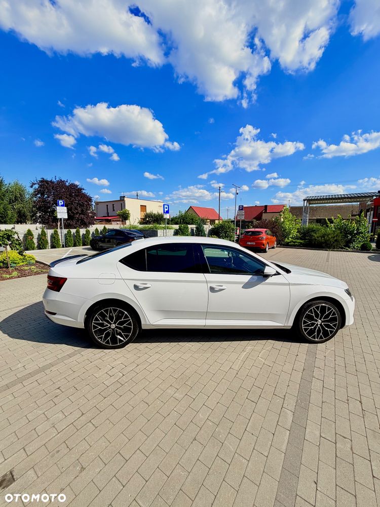 Skoda Superb 2.0 TDI SCR 4x4 Style DSG - 7