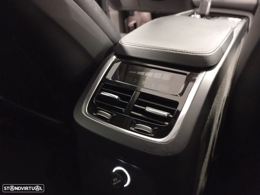 Volvo XC 90 2.0 T8 PHEV Inscription AWD - 43