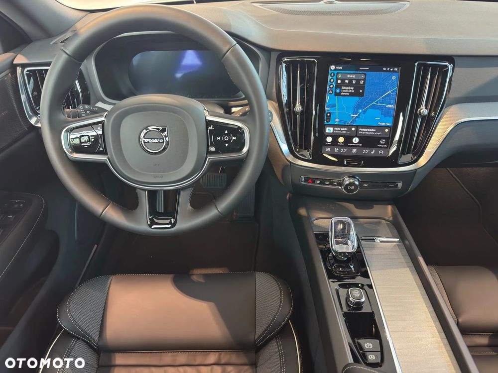 Volvo V60 B4 B Plus Dark - 6