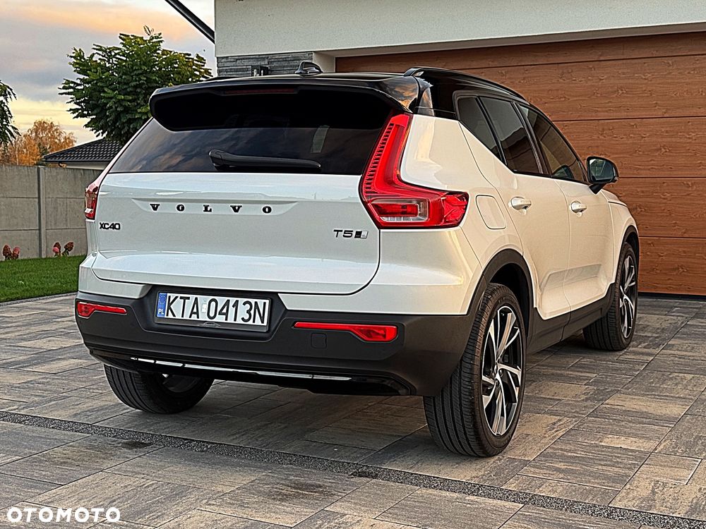 Volvo XC 40 T5 AWD R-Design - 34