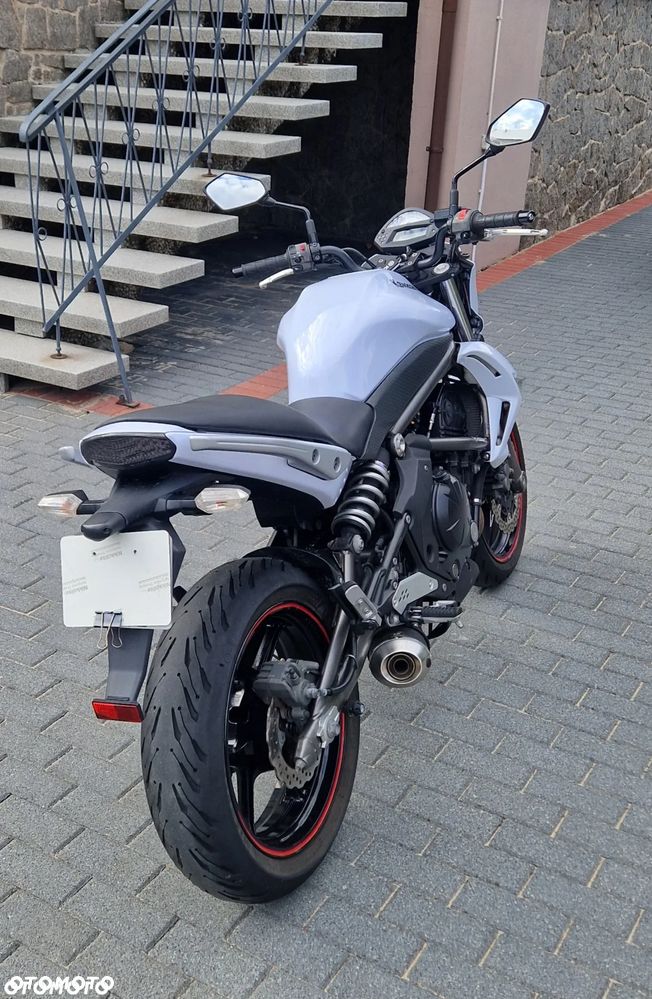Kawasaki ER - 21