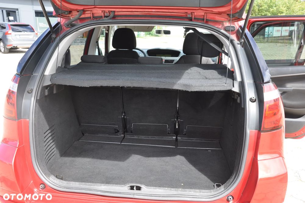 Citroën C4 Picasso 1.6 HDi Attraction - 11