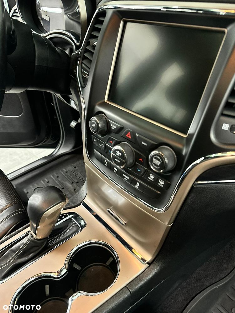 Jeep Grand Cherokee 5.7 V8 HEMI 4WD Automatik Overland - 17