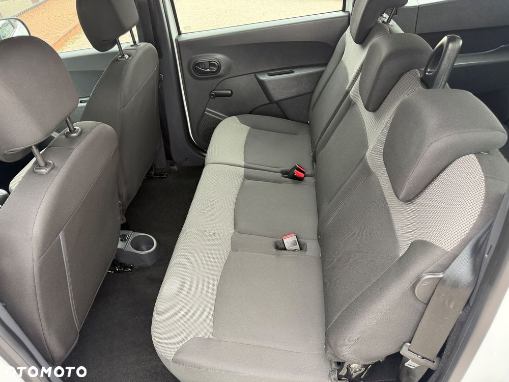 Dacia Lodgy 1.3 TCe Laureate S&S - 20