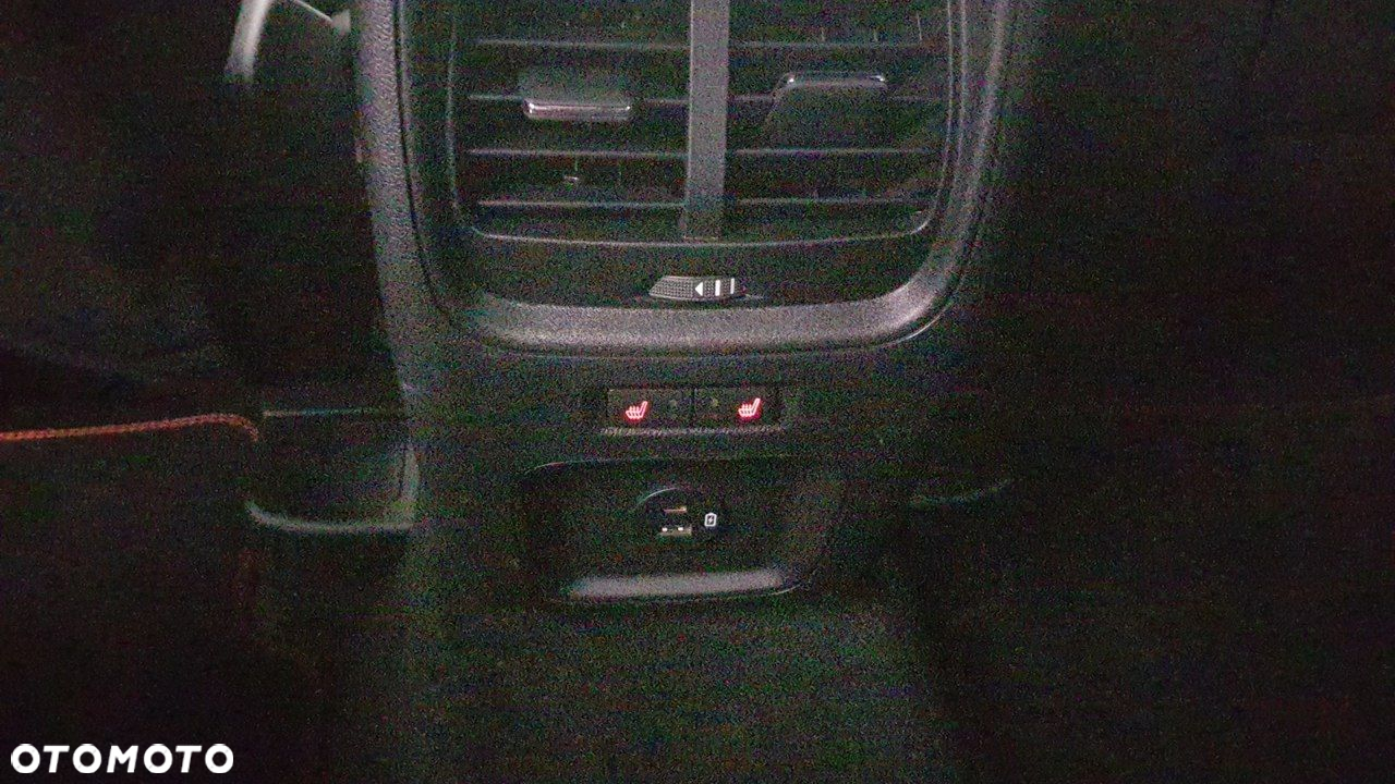 Ford Kuga - 23