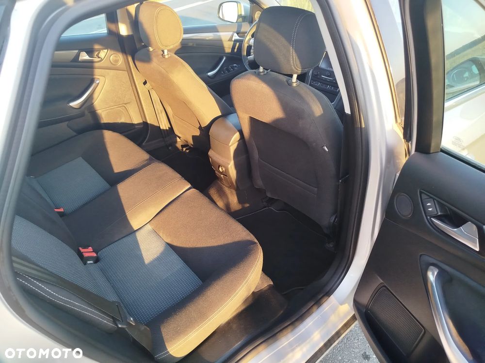 Ford Mondeo 2.0 TDCi Titanium - 8