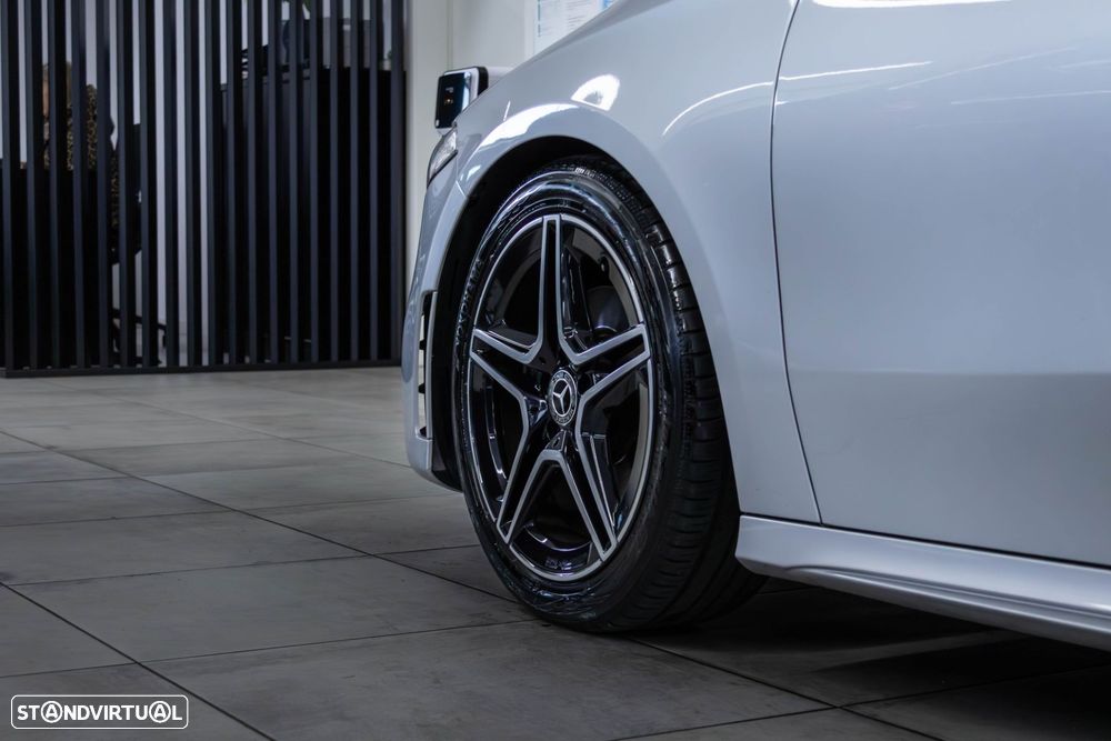 Mercedes-Benz A 160 AMG Line - 9