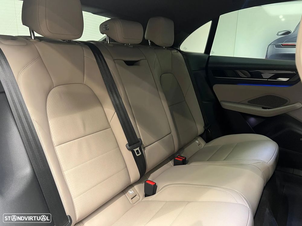 Porsche Macan Electric 4 - 38