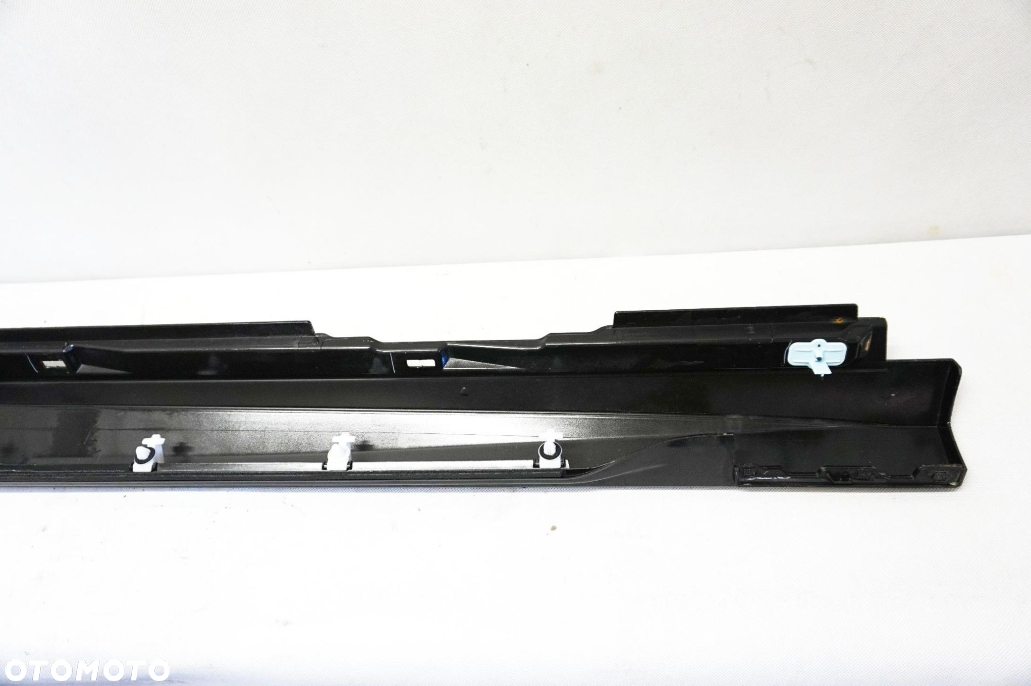 LISTWA PROGOWA PRAWA AUDI A6 C8 4K - 8