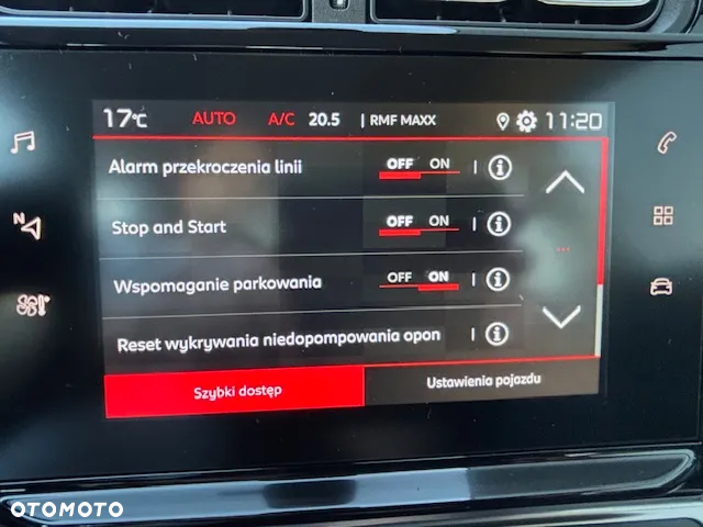 Citroën C3 1.2 PureTech Shine - 23