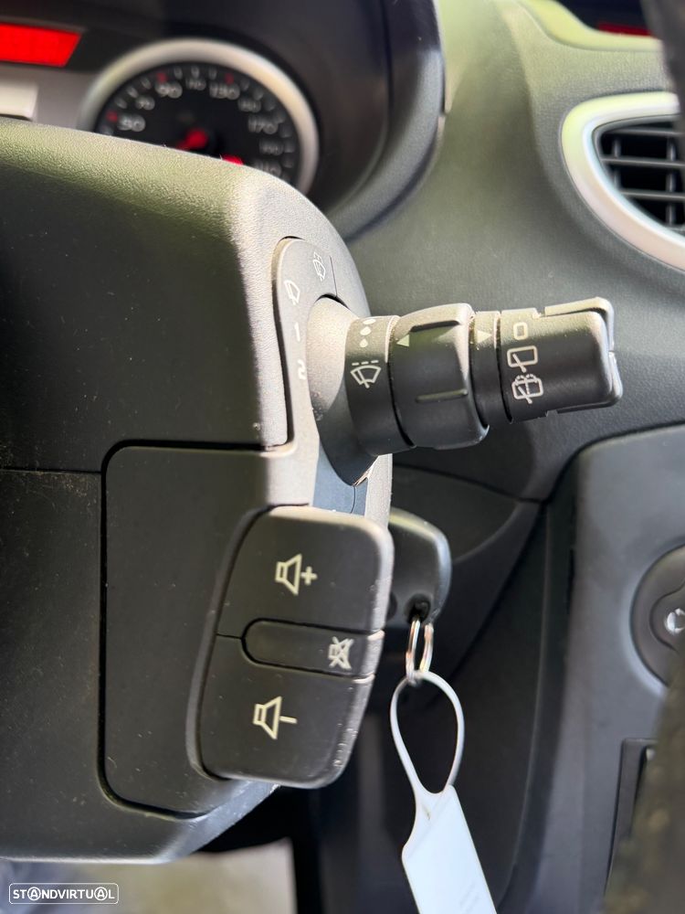 Renault Clio 1.2 16V Dynamique Luxe - 11