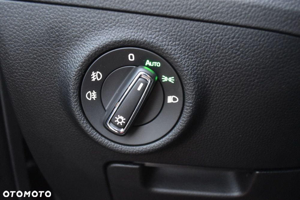 Skoda Superb 2.0 TSI Style DSG - 24