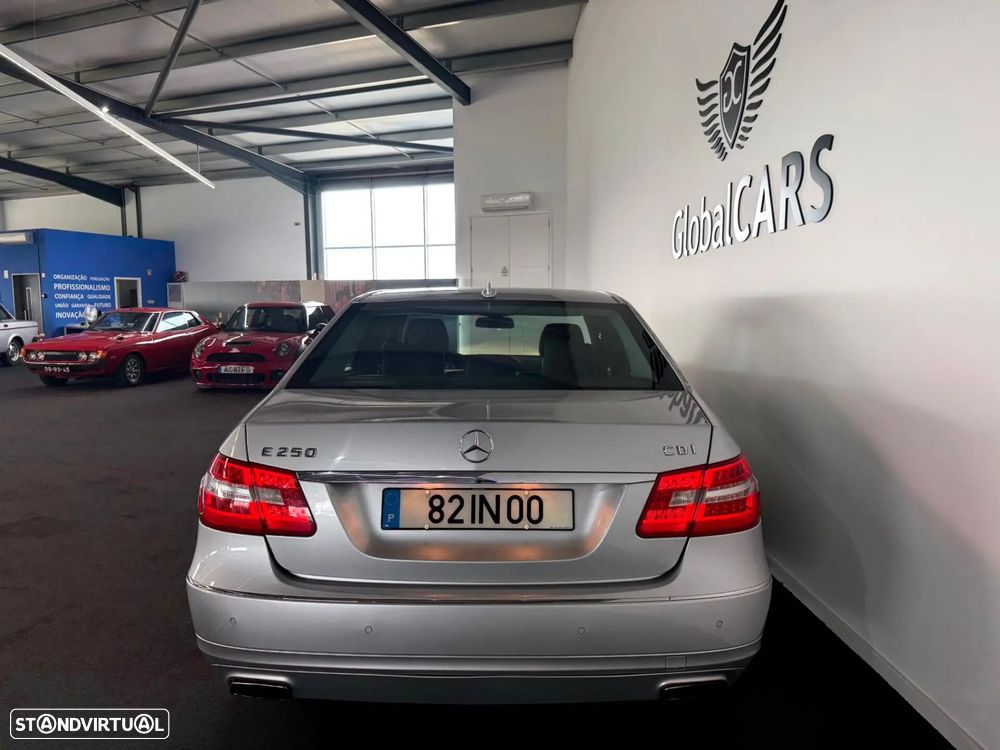 Mercedes-Benz E 250 CDi Elegance BlueEfficiency Auto. - 13