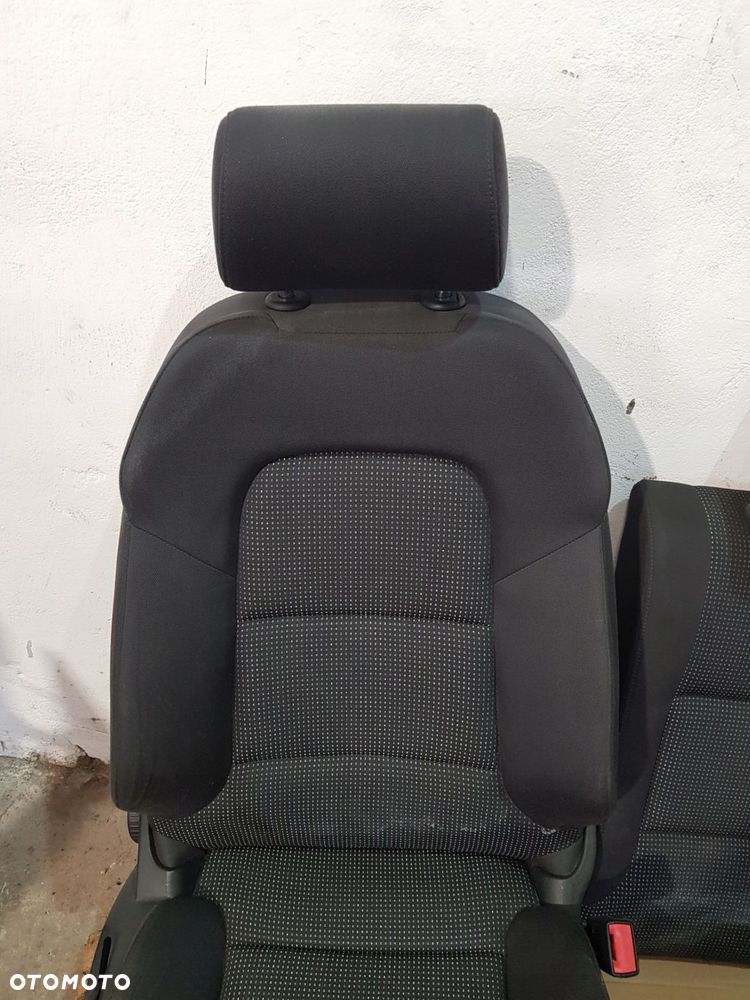 fotele kanapa komplet audi a3 8p sportback 5d - 7