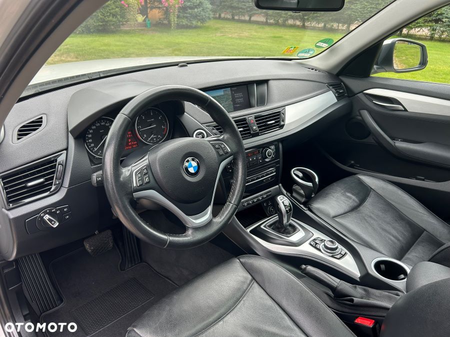 BMW X1 xDrive20d Sport Line - 12