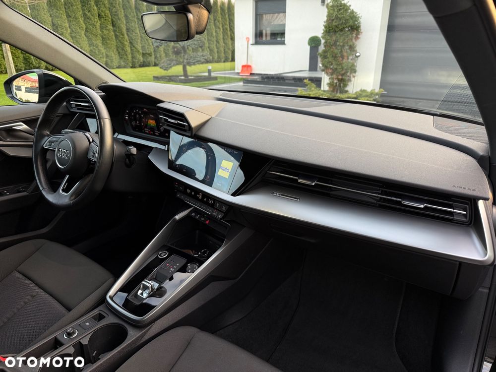 Audi A3 Sportback 40 TFSIe S tronic S line - 28