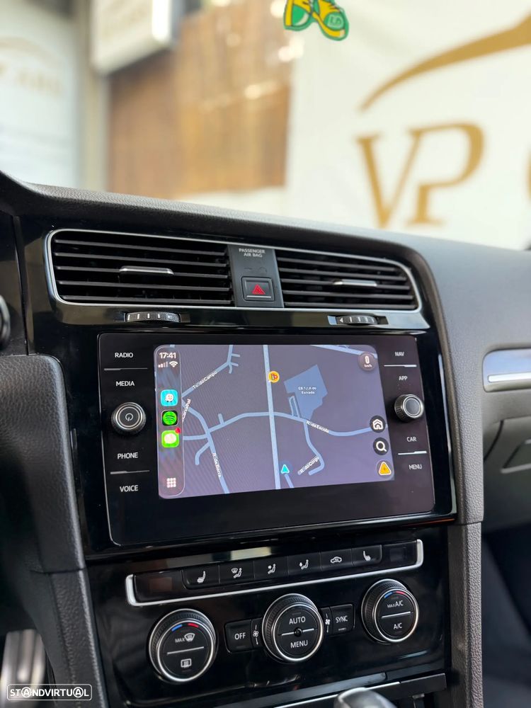 VW Golf 2.0 TSI GTI DSG Performance - 33