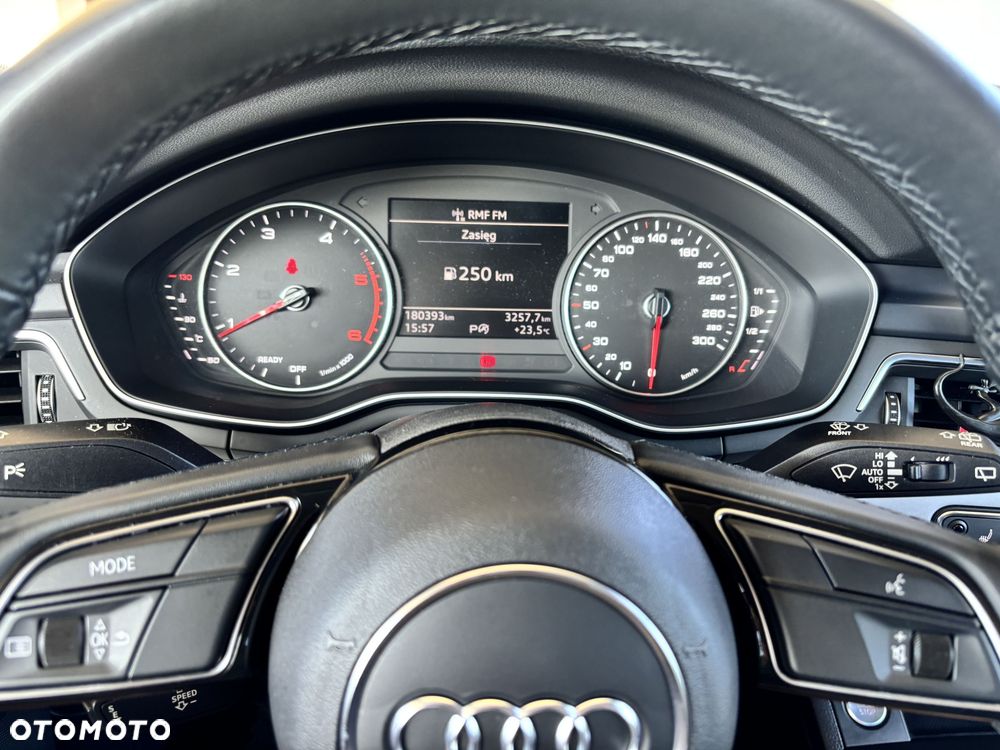 Audi A4 Avant - 16