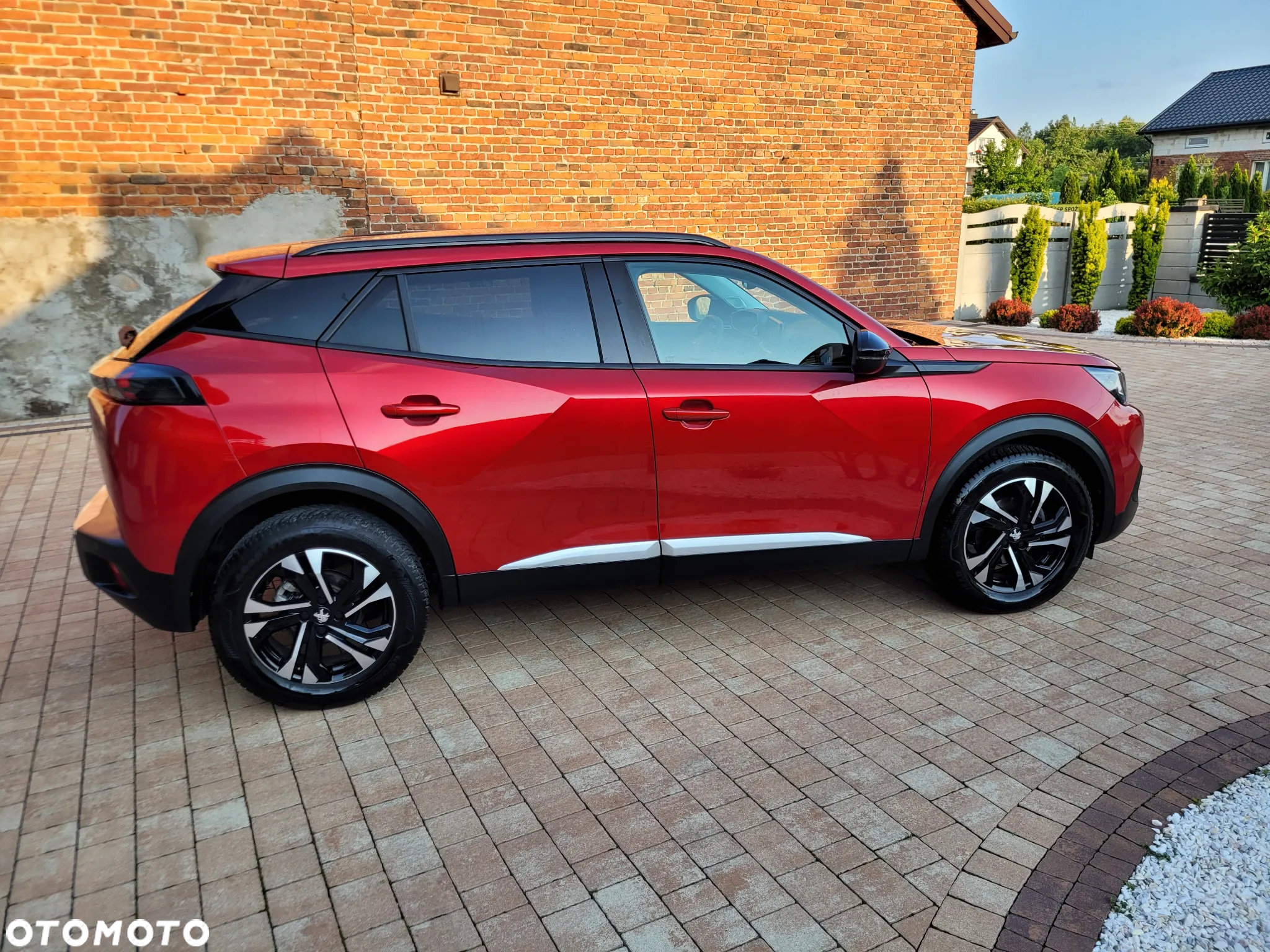 Peugeot 2008 1.2 PureTech Active Pack S&S - 8