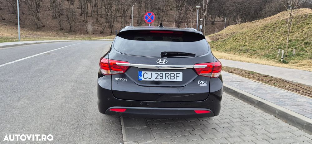 Hyundai i40 Kombi 1.7 CRDi DCT Premium - 16