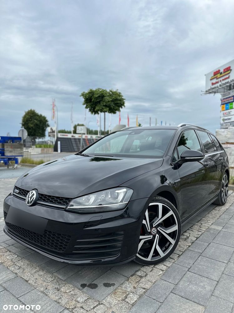 Volkswagen Golf 2.0 TDI BMT GTD - 2