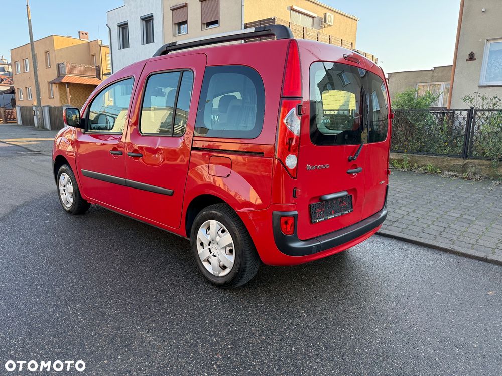 Renault Kangoo 1.6 16V Oasis - 10