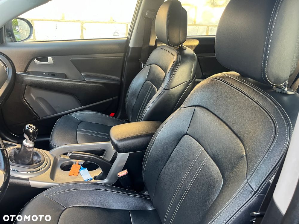 Kia Sportage 2.0 CRDI 4WD Dream-Team Edition - 7