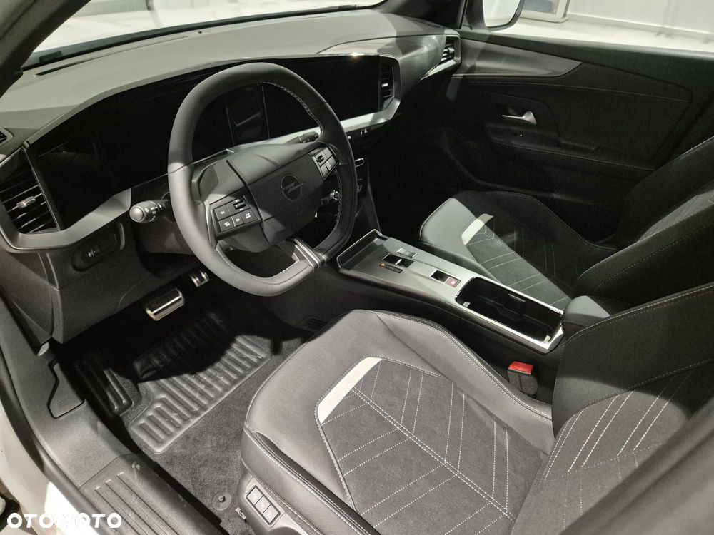 Opel Mokka 1.2 T mHEV GS S&S eDTC6 - 11