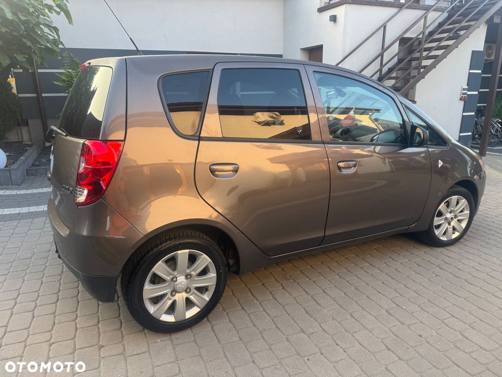 Mitsubishi Colt - 14