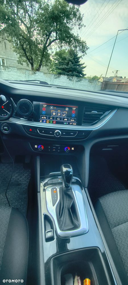 Opel Insignia 1.5 T Enjoy S&S - 10
