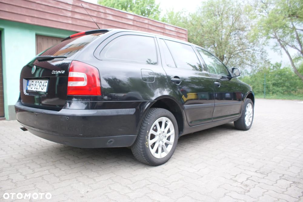Skoda Octavia 1.6 - 9