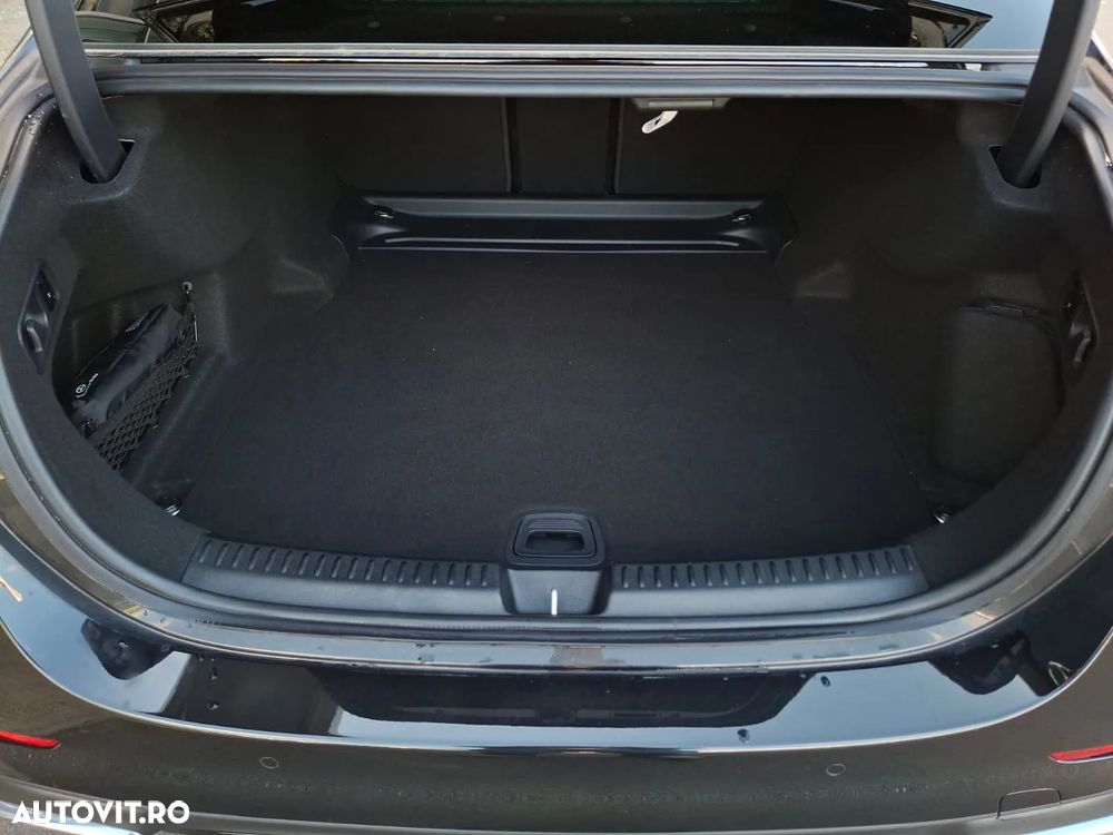 Mercedes-Benz E 200 9G-TRONIC Edition AMG Line - 28