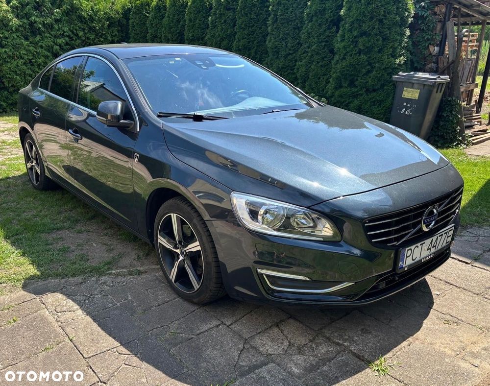 Volvo S60 - 1