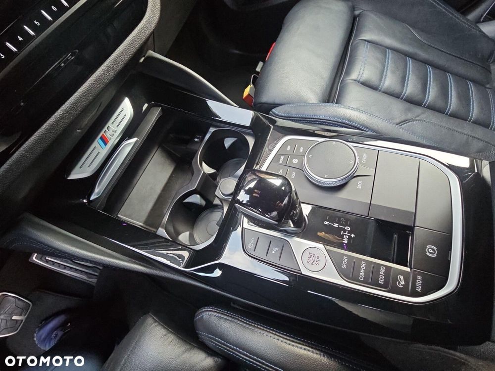 BMW X4 - 18