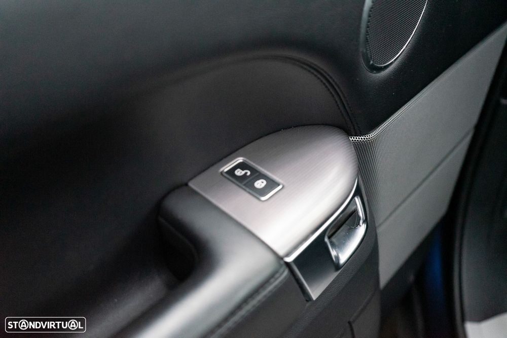 Land Rover Range Rover Sport 2.0 SD4 HSE - 23