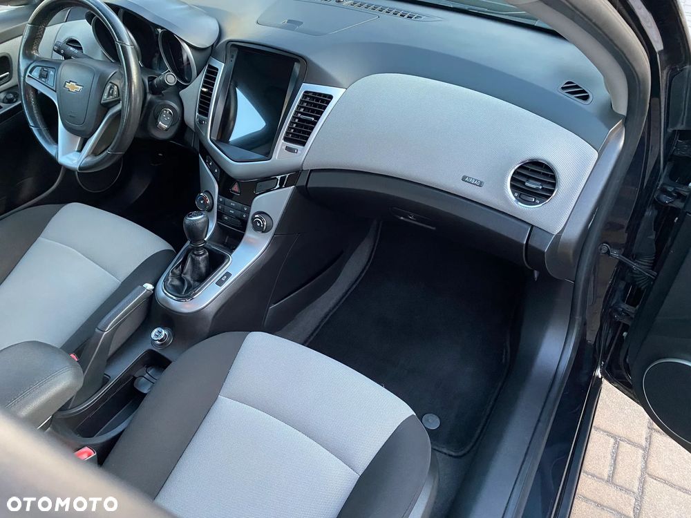 Chevrolet Cruze 2.0 VDCi LS - 19