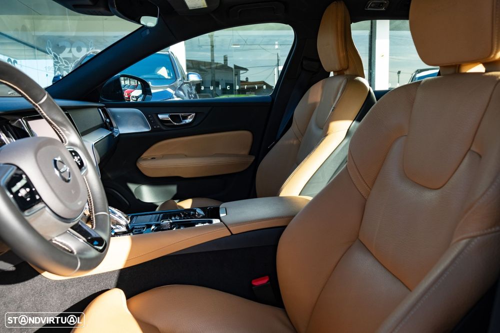 Volvo V60 2.0 T8 AWD TE Inscription - 18