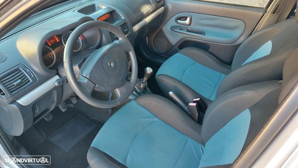 Renault Clio 1.2 SE Storia Confort - 5