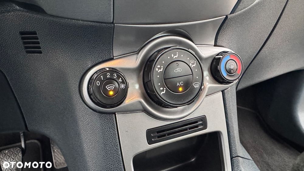 Ford Fiesta 1.25 SYNC Edition - 31