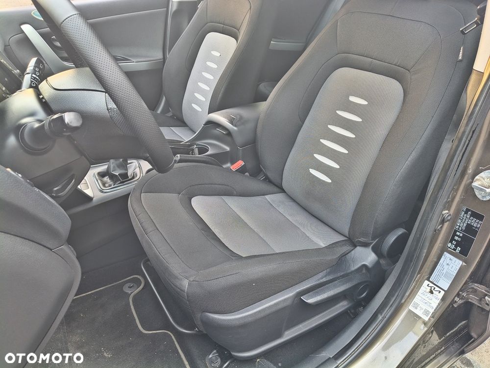 Kia Ceed 1.6 CRDi M - 8