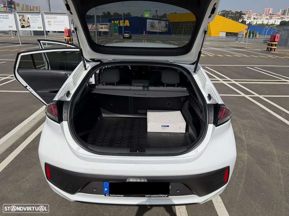Hyundai Ioniq 1.6 GDI PHEV Tech - 16