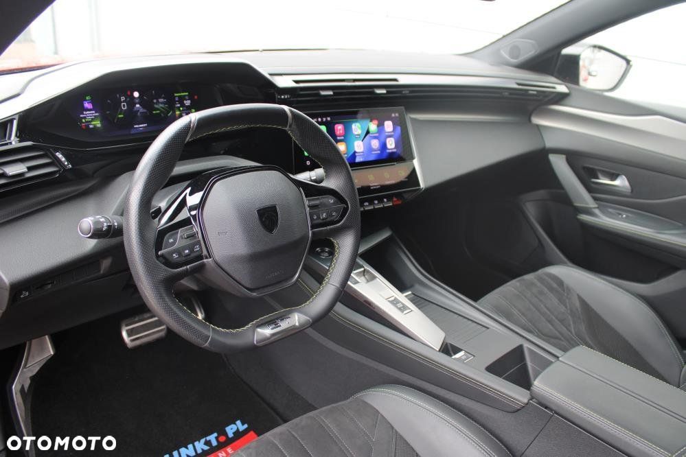 Peugeot 408 - 9
