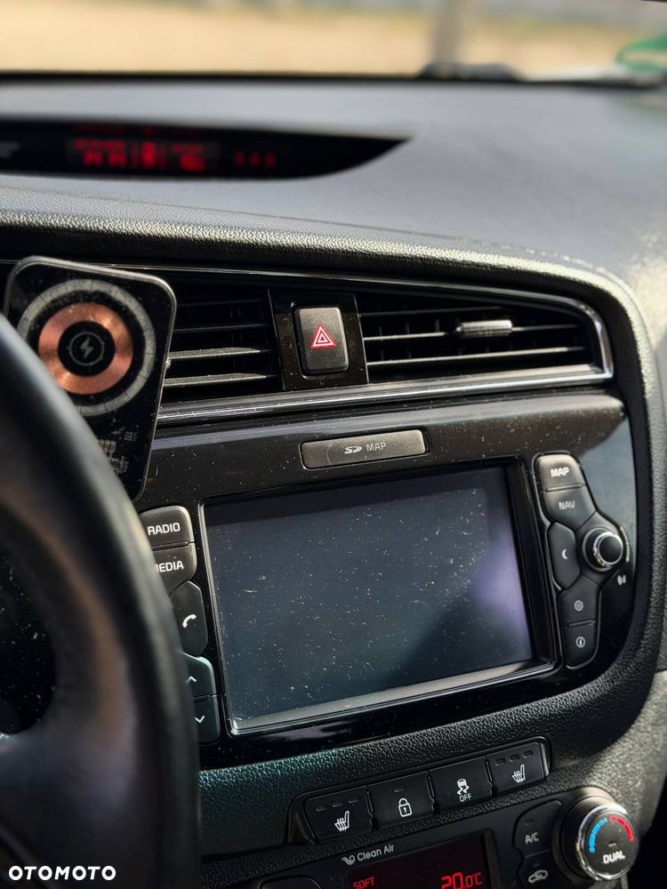 Kia Ceed 1.6 CRDi M DCT - 6